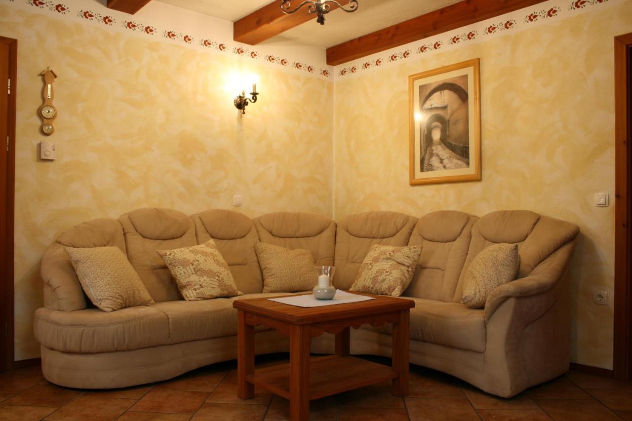 Apartment Pod Skalco Jesenice Luaran gambar