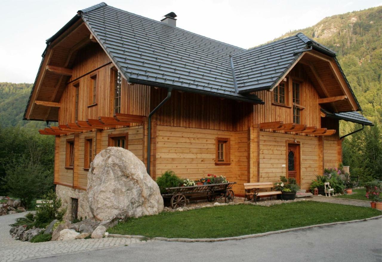 Apartment Pod Skalco Jesenice Luaran gambar