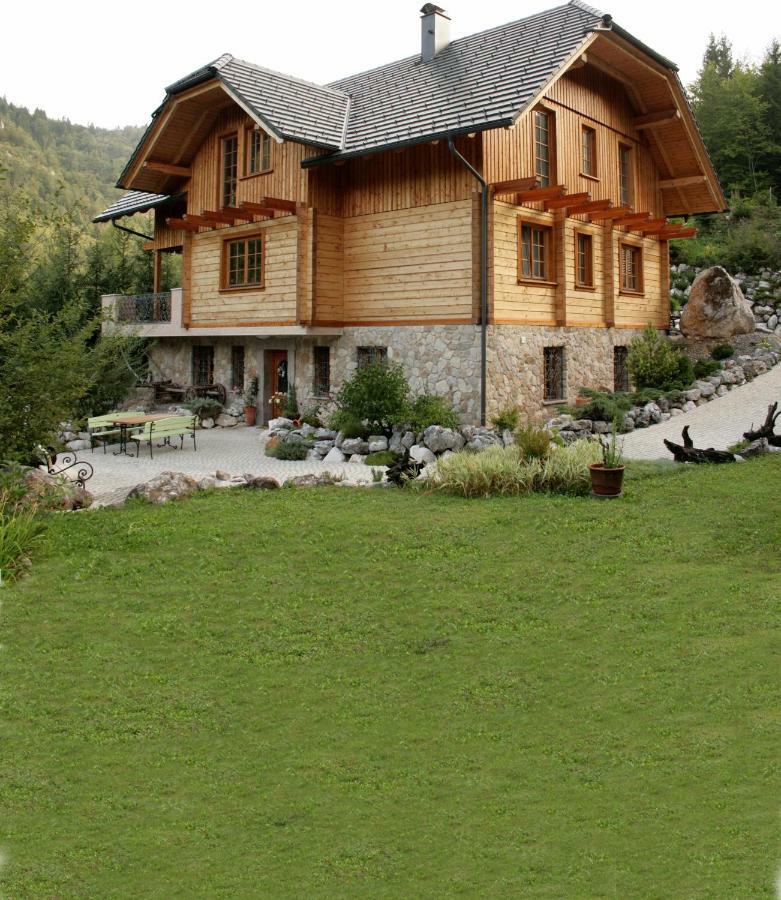 Apartment Pod Skalco Jesenice Luaran gambar