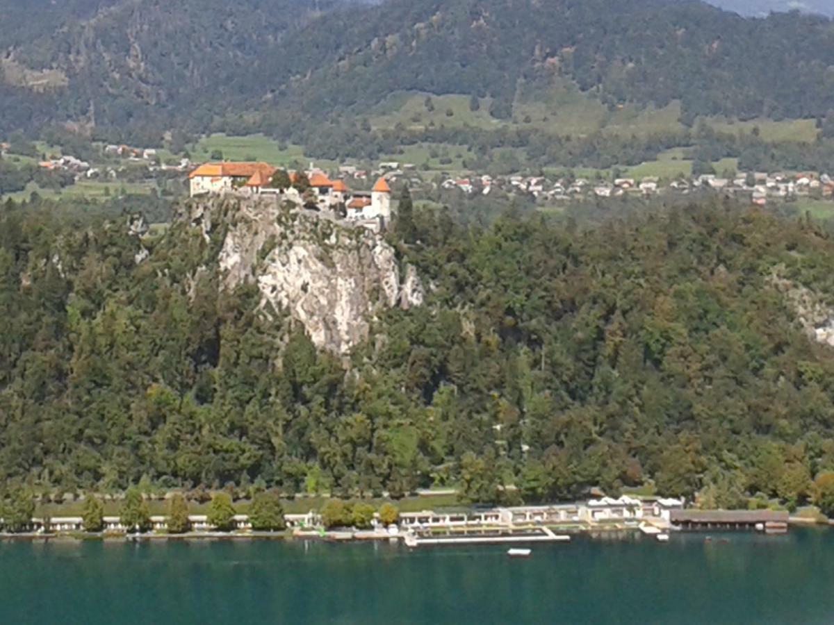 Apartment Pod Skalco Jesenice Luaran gambar